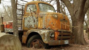 Left to Rot for 50 Years… This 1952 Truck’s Fate Shocked Everyone