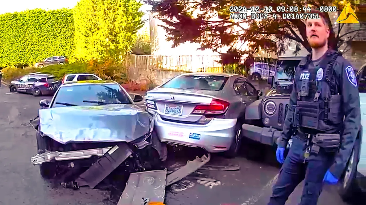 Seattle parking lot car ramming video