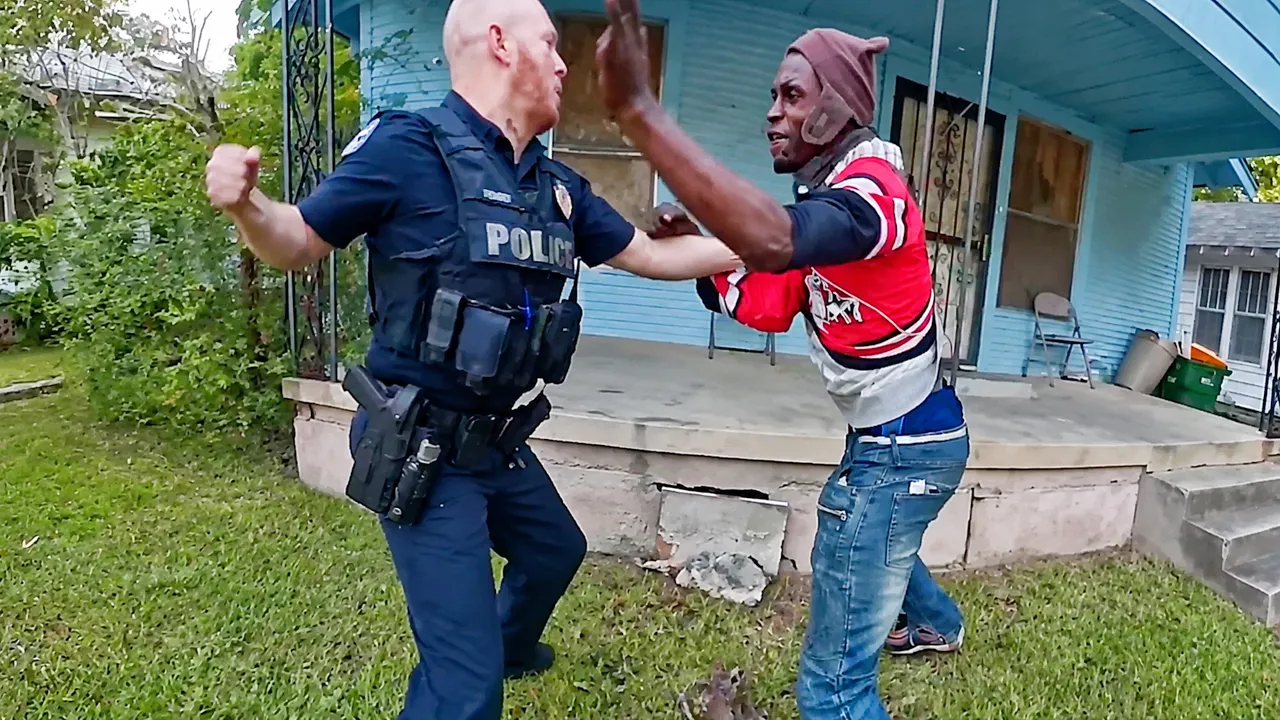 Little Rock chaotic arrest video