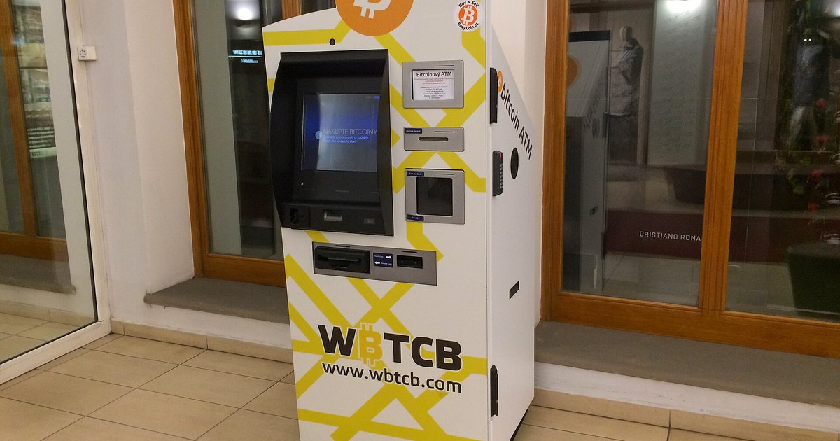 crypto P2P scam red flags: a Bitcoin ATM, a payment route the FTC says scammers often use