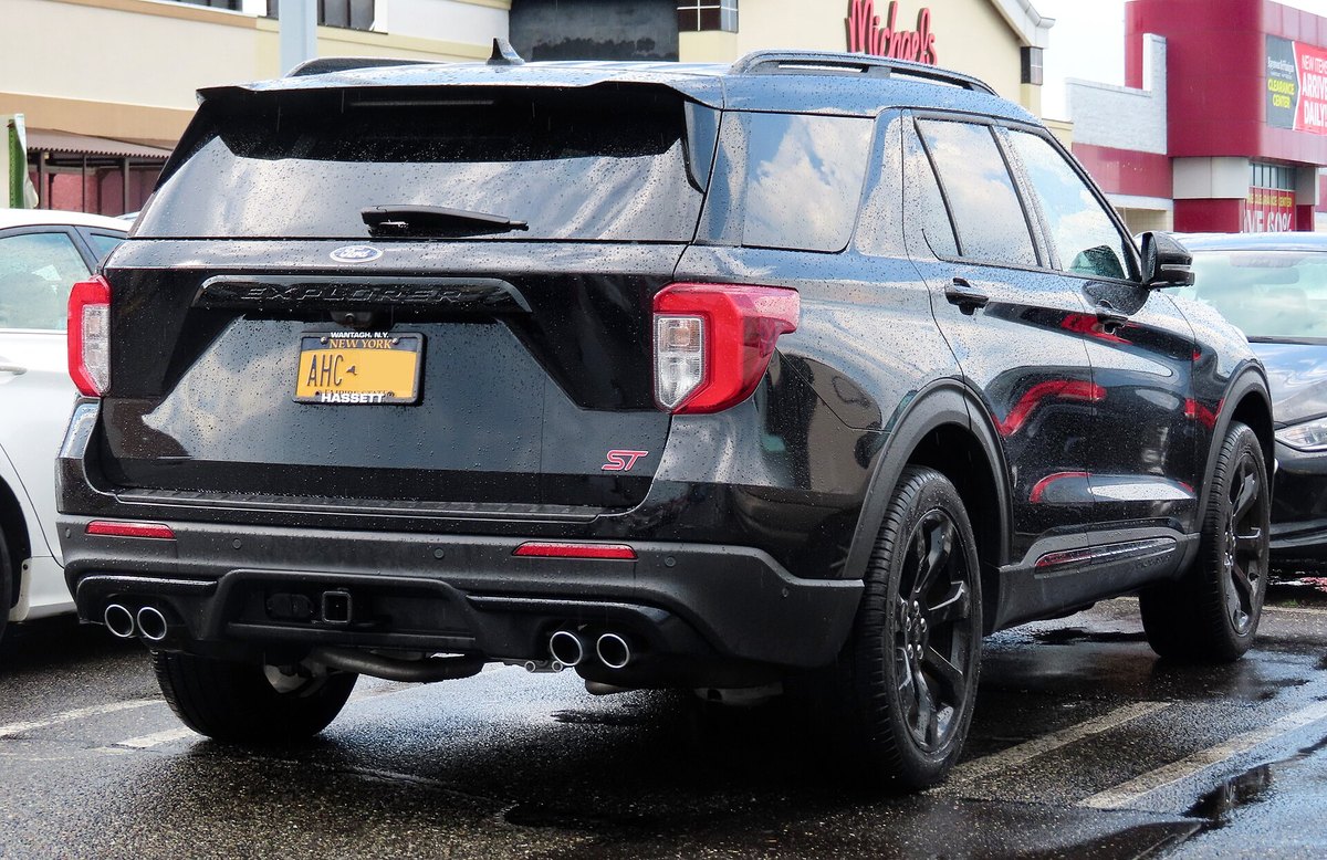 Ford Explorer ST sport trim parked outdoors illustrating consumer vehicle recall verification