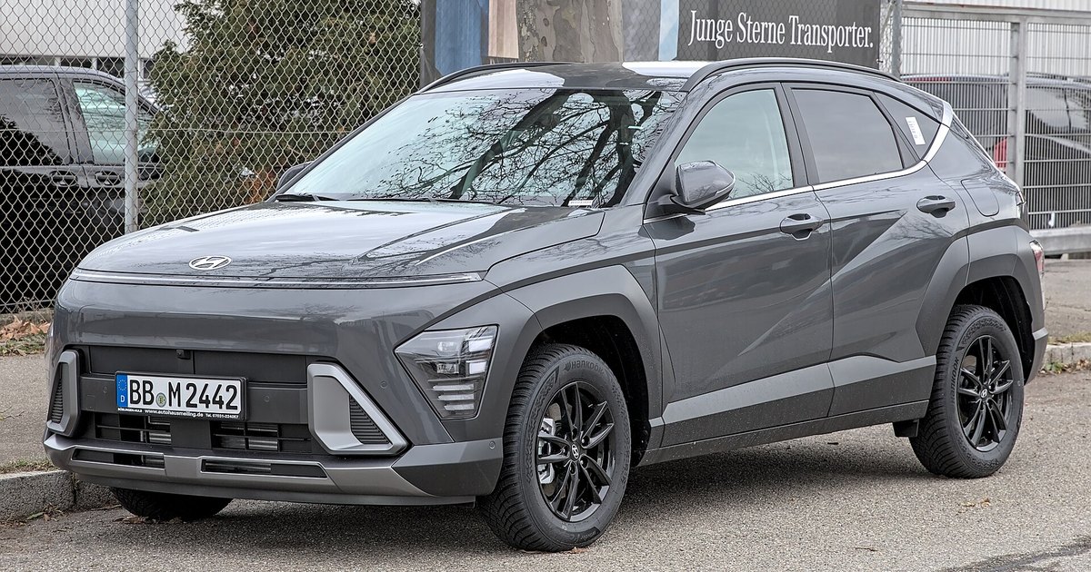 Hyundai Kona SX2 compact crossover illustrating NHTSA seat belt recall notice